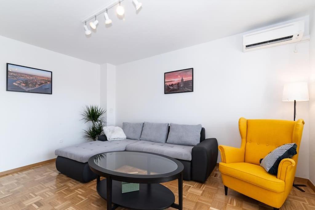 Cozy Apartment "Iskra" - 3 Bedrooms Zadar Exterior photo